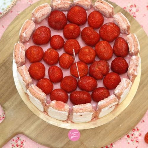 charlotte aux fraises