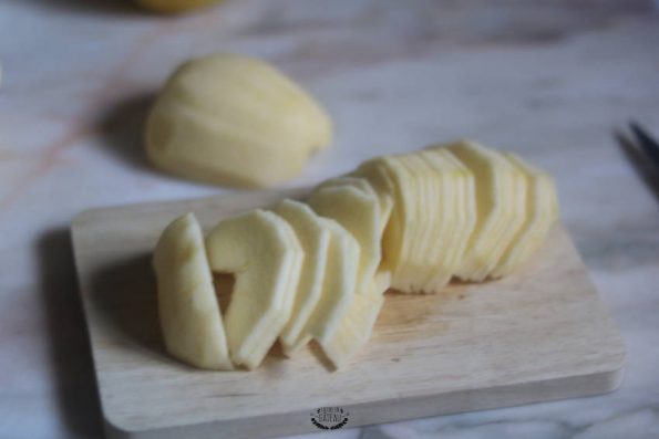 comment découper des pommes pour la tarte fine aux pommes ?