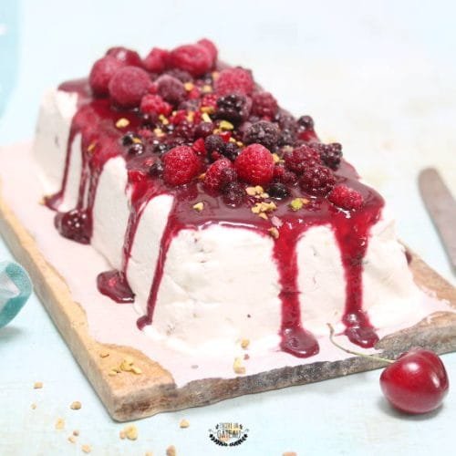 recette de nougat glacé aux fruits rouges