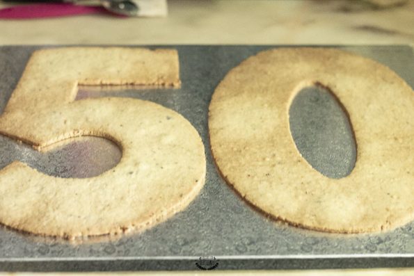 biscuits number cake