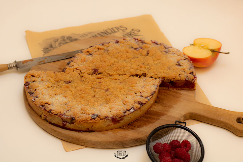 comment faire une tarte crumble pommes framboises ?