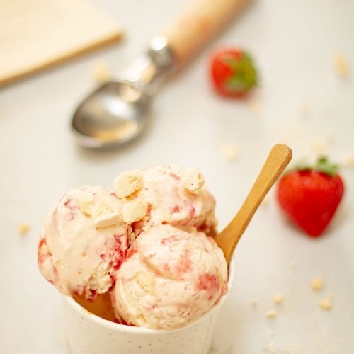 glace meringue fraise façon pavlova